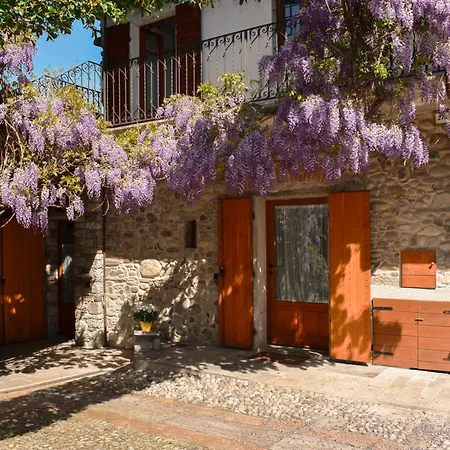 Il Borgo Sul Fiume - Maggiore Varallo Pombia