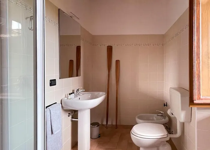 Il Borgo Sul Fiume - Maggiore Varallo Pombia