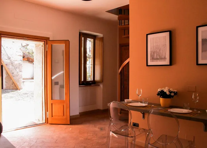 Il Borgo Sul Fiume - Maggiore *