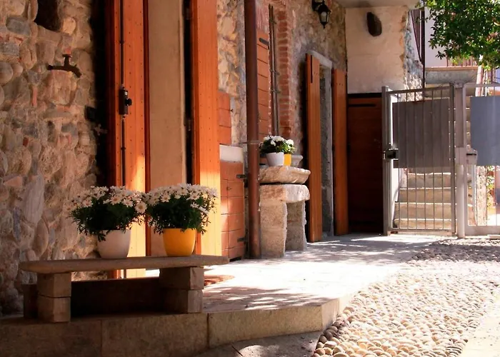 Il Borgo Sul Fiume - Maggiore